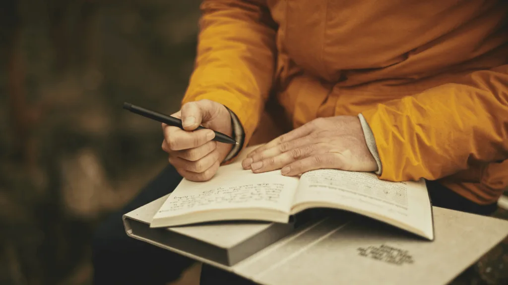 Coaching client tracking their progress via a platform